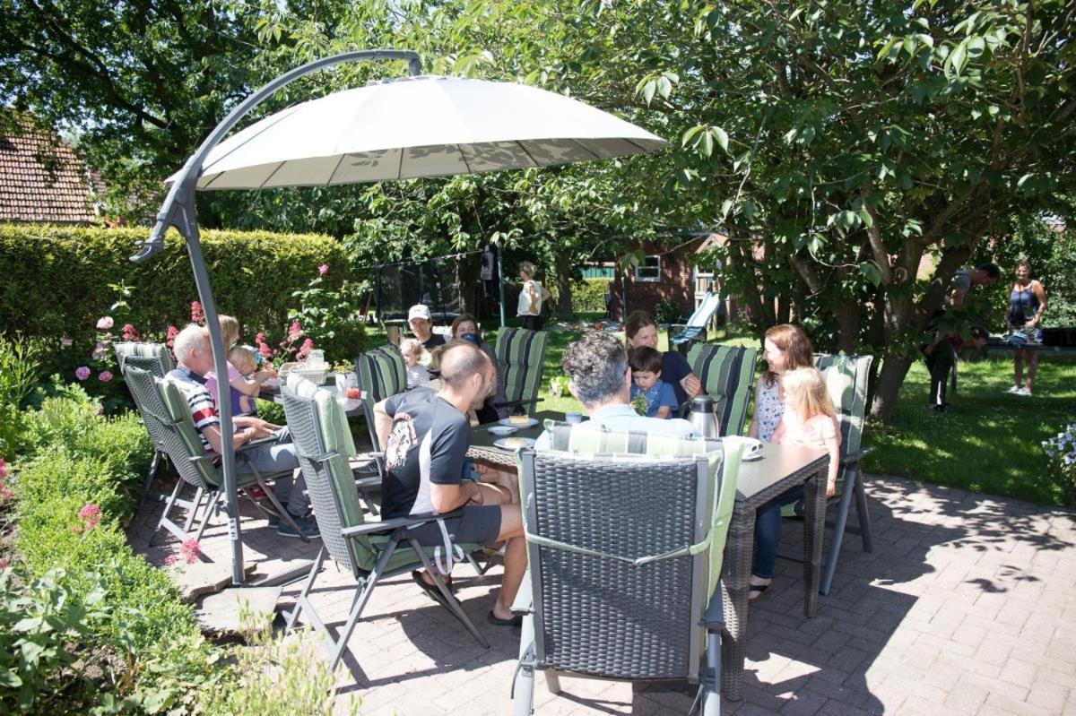 Friesenhof Janssen - Urlaub Auf Dem Bauernhof Neuharlingersiel Exterior foto